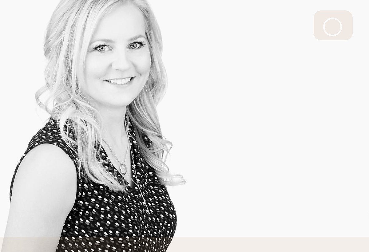 business headshot station